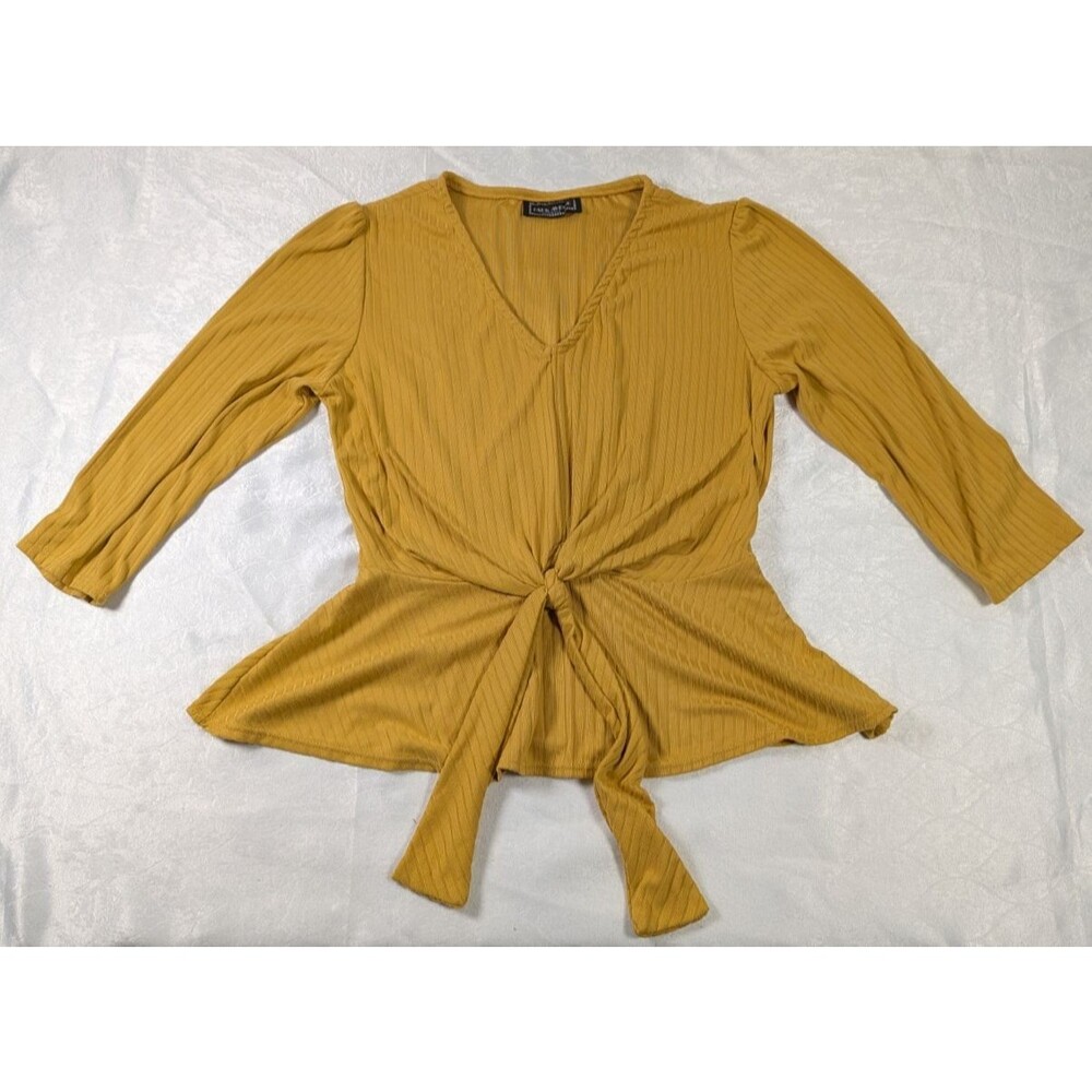Park Avenue Women’s S/M Mustard Ribbed Tie Front Peplum 3/4 Sleeve Blouse
